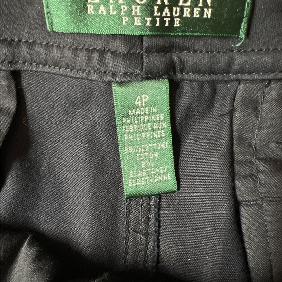 LAUREN Ralph Lauren Woman’s Black Shorts Size 4P - Picture 8 of 10